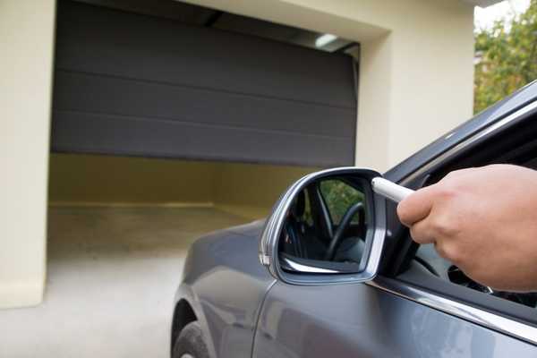 5 Ways to Spot a Garage Door Repair Scam