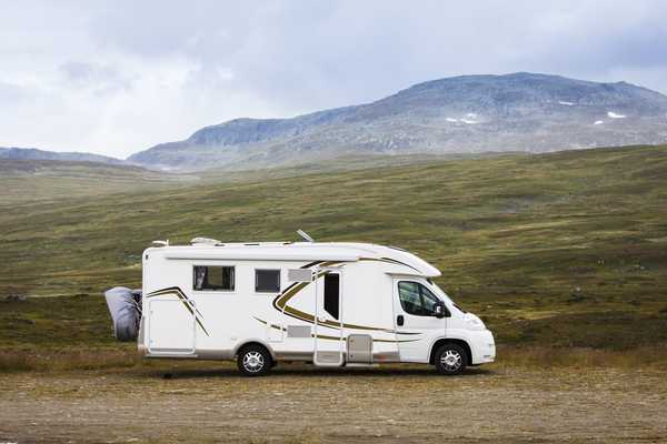 The Essential Guide to Buying an RV