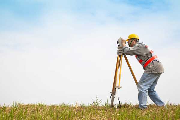 How to Find the Best Surveying Equipment For the Job