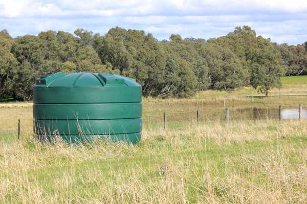 How to Find the Best Water Tank for Your Needs